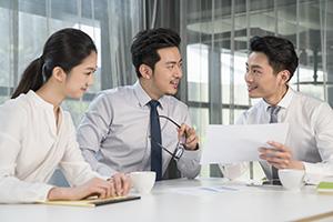 重庆市上半年城镇新增就业42.4万人